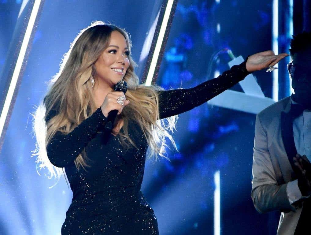 Mariah Carey Won the Bottle Cap Challenge