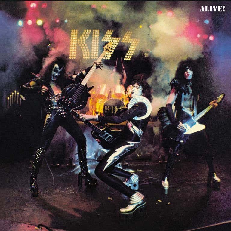 Kiss_Alive_CoverAr_4000DPI300RGB1000147351.jpg