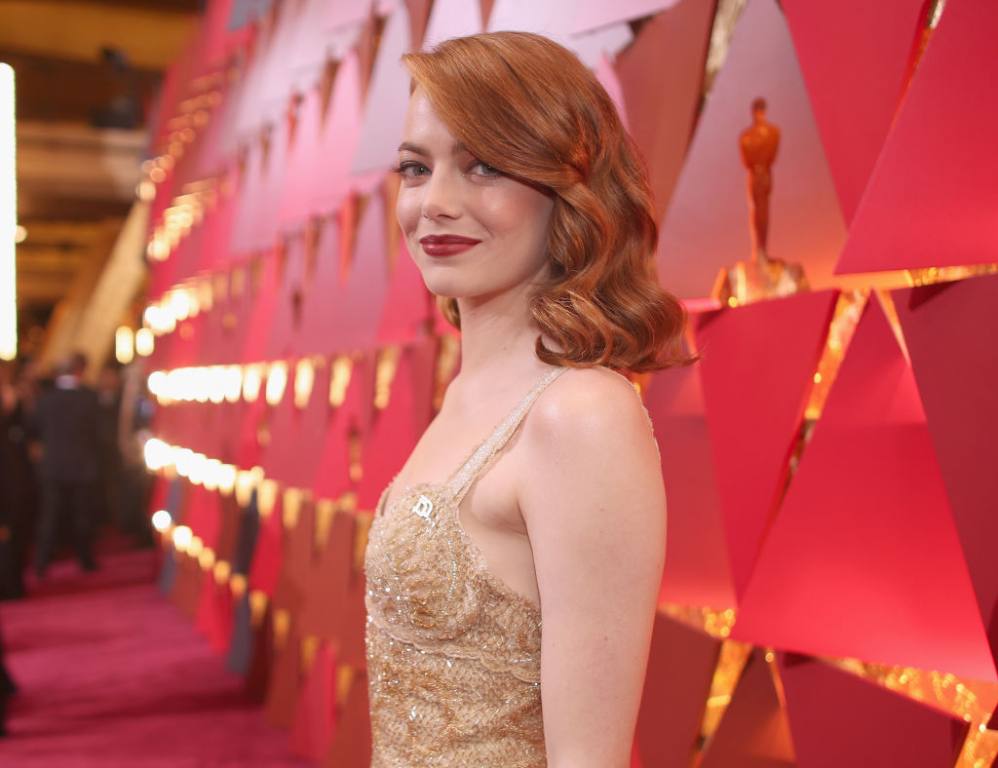 Actor Emma Stone attends the 89th Annual Academy Awards at Hollywood & Highland Center on February 26, 2017 in Hollywood, California.