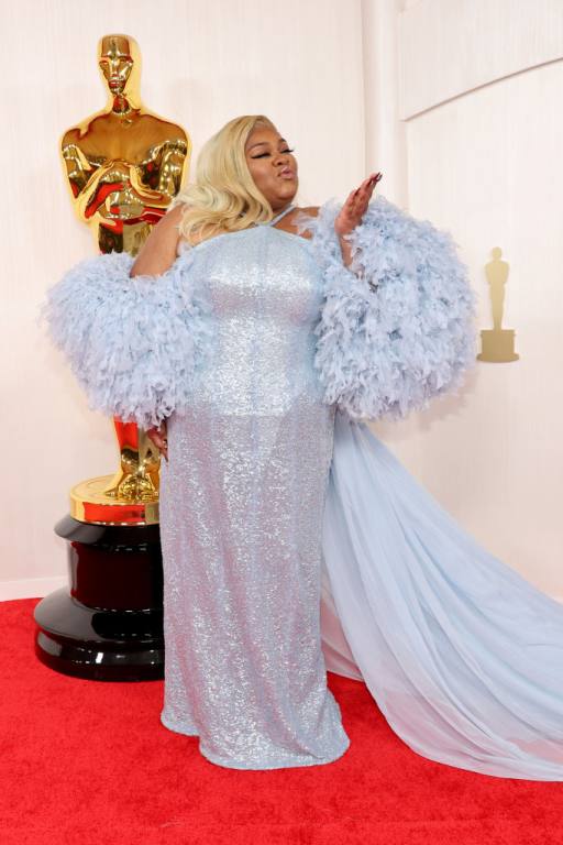 Da'Vine Joy Randolph attends the 96th Annual Academy Awards wearing a powder blue gown.