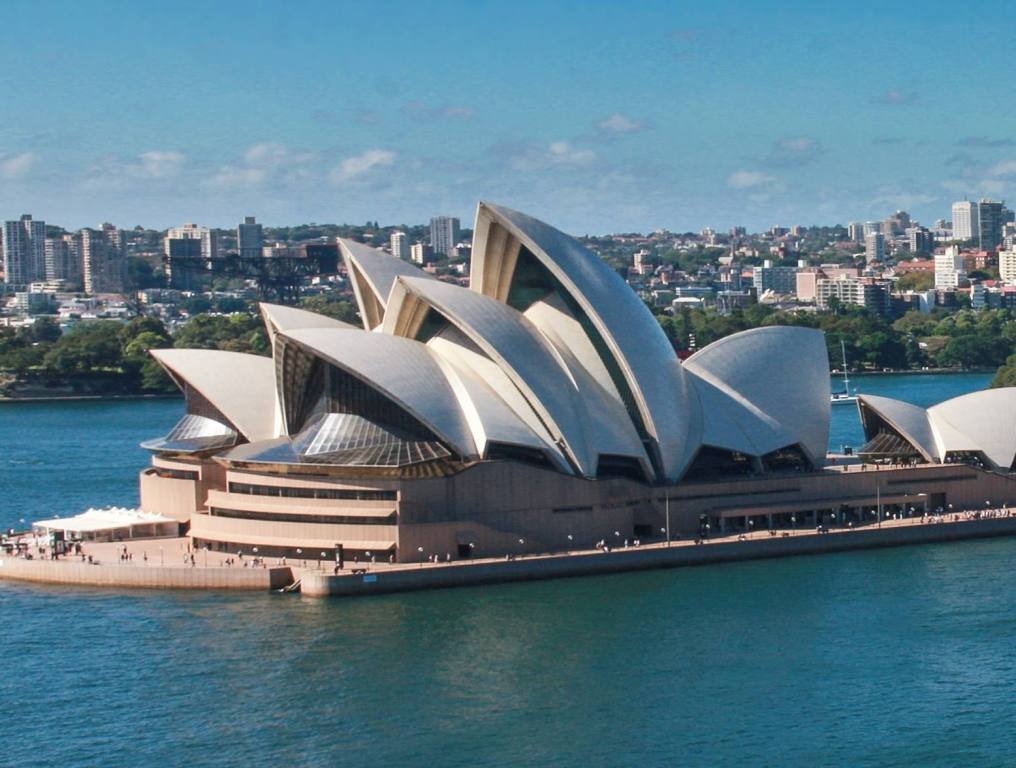 sydney opera house during daytime.