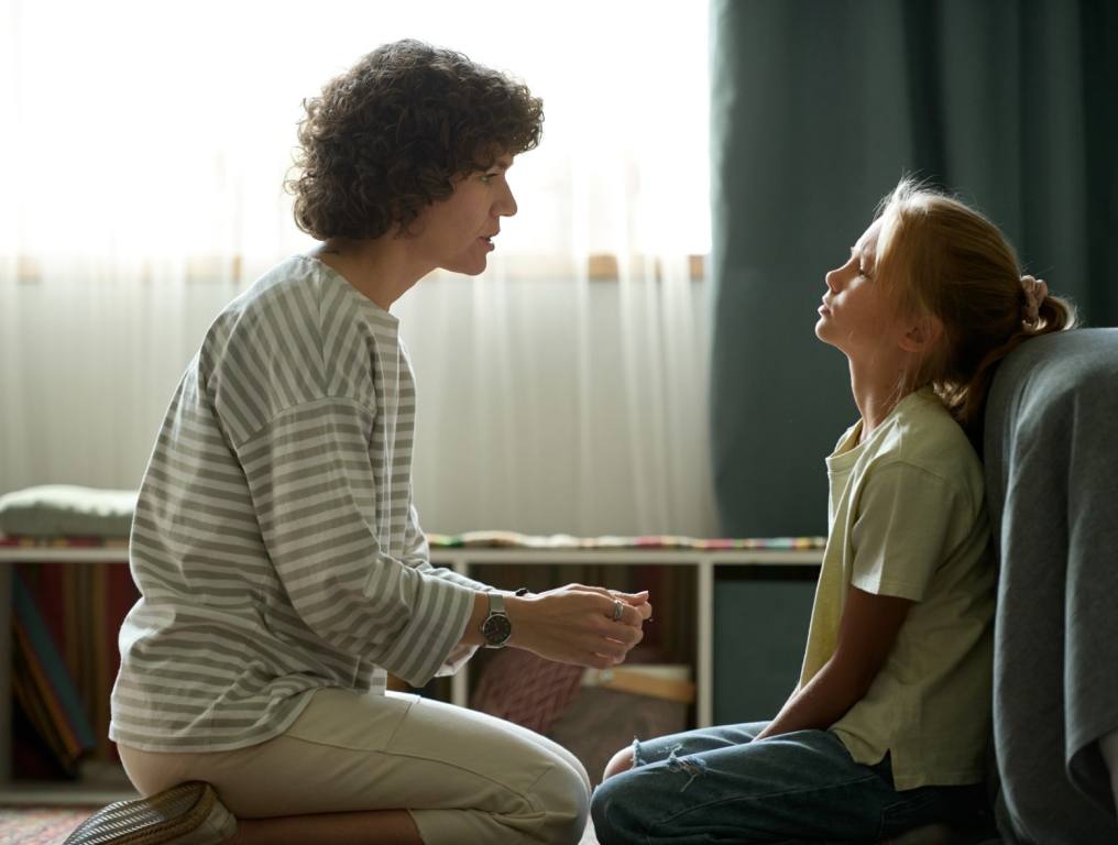 Mom giving her daughter some advice.