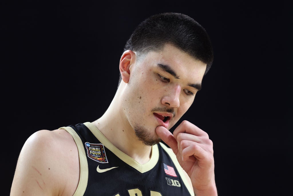 Zach Edey #15 of the Purdue Boilermakers walks across the court in the second half against the Connecticut Huskies during the NCAA Men's Basketball Tournament National Championship game at State Farm Stadium.