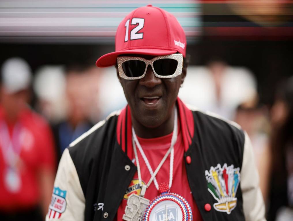 Flavor Flav and Red Lobster teaming up to help save the restaurant.