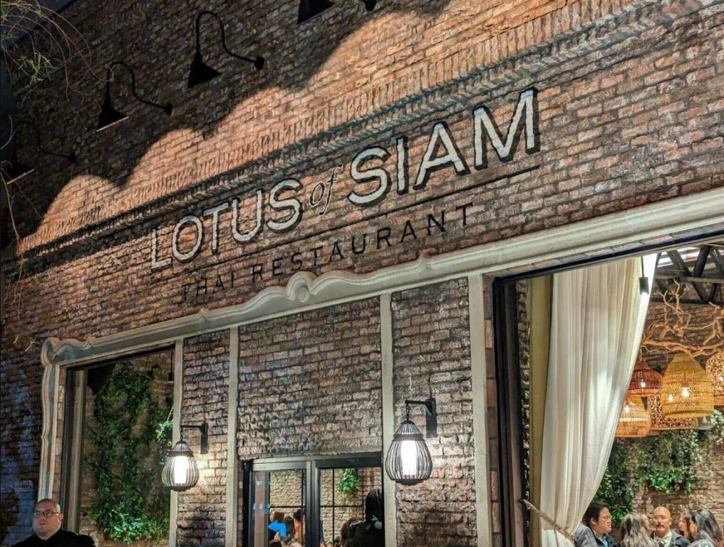 Lotus of Siam's Red Rock location