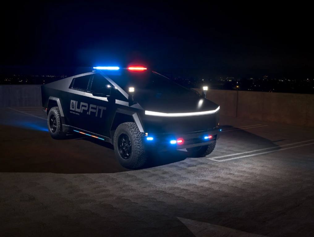 world’s first Tesla Cybertruck police vehicle