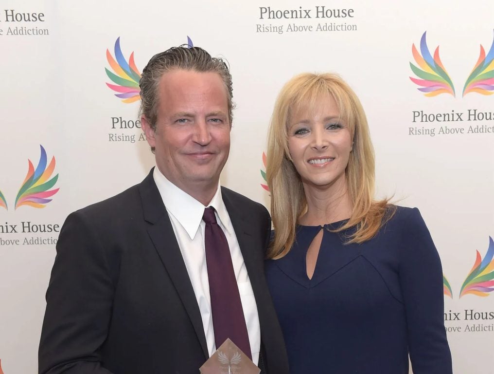 Actor Matthew Perry and actress Lisa Kudrow attend Phoenix House's 12th Annual Triumph For Teens Awards Gala at the Montage Beverly Hills on June 15, 2015 in Beverly Hills, California.