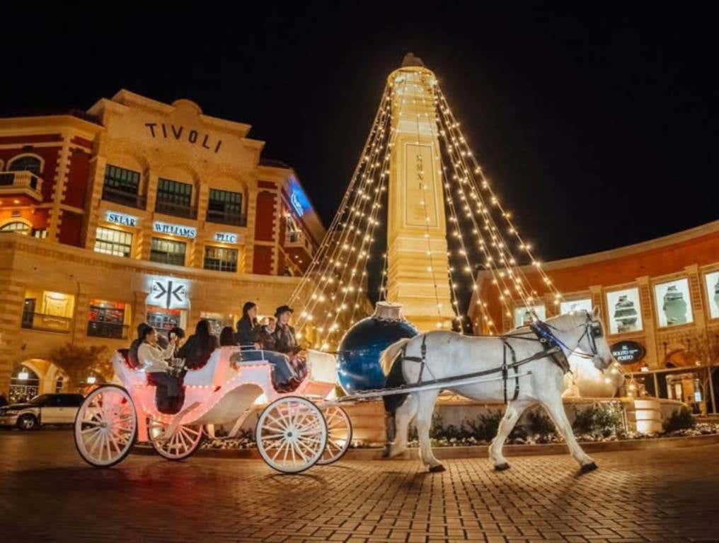 Las Vegas Holiday Markets And Family Fun Still Going Strong