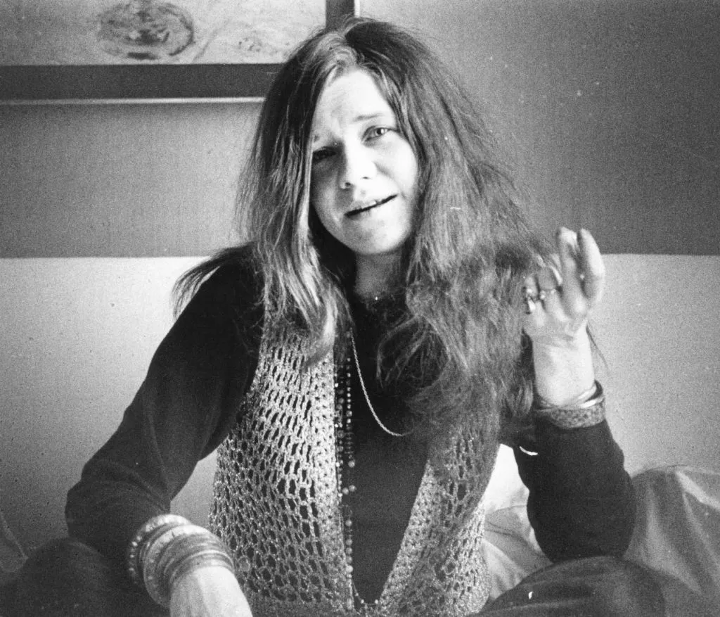 5th April 1969: American blues-rock singer Janis Joplin (1943 - 1970), of the group Big Brother and the Holding Company. (Photo by Evening Standard/Getty Images)